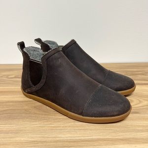 Olukai Pumehana Hulu boots like new 7.5